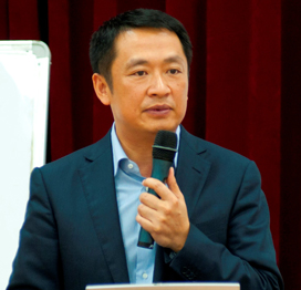 何文董事长_何文签名